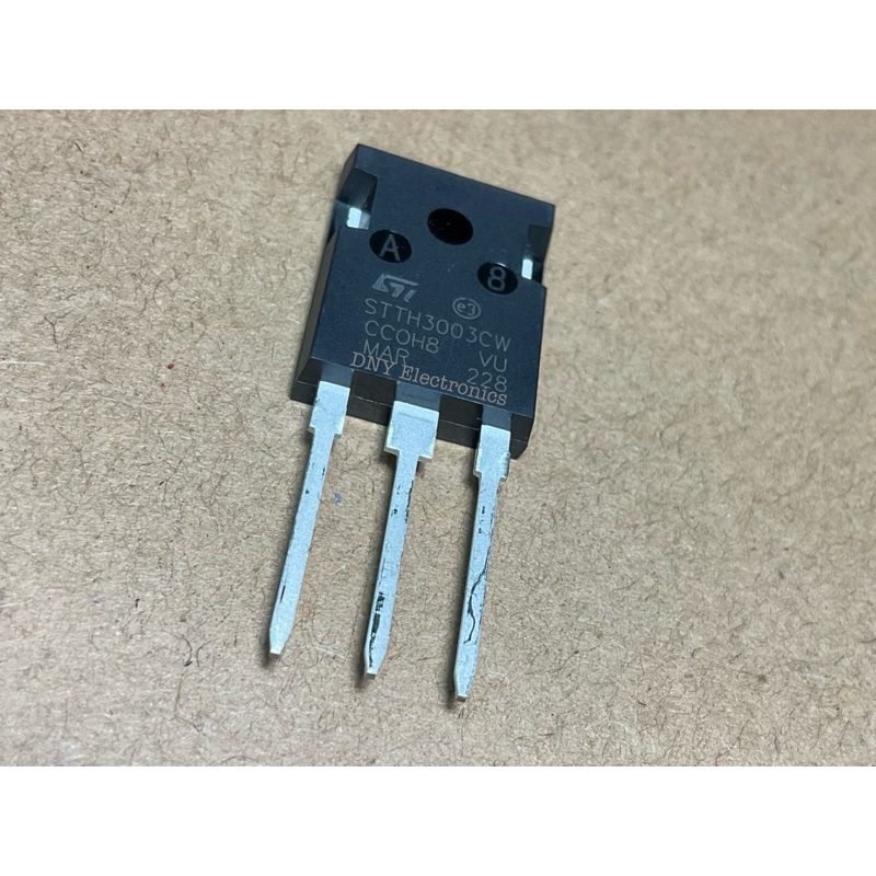 1ชิ้น STTH3003CW TOP-247 STTH6003CW STTH40P03S STTH3003 STTH6003 STTH40P03 STTH 300V 30A 40A 60A fast recovery diode