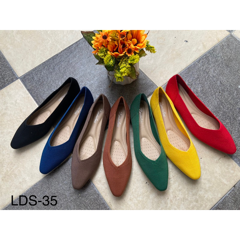 พร้อมส่งรองเท้าคัชชูทรงหัวแหลมรหัสLDS-35