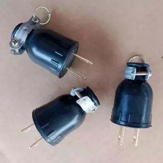 ปลั๊กยาง ตัวผู้ มีแค๊ม 2 ขาแบน รุ่น 15A 250V ปลั๊กยาง 2ขา ทองเหลือง ปลั๊กยางตัวผู้ ขาแบน