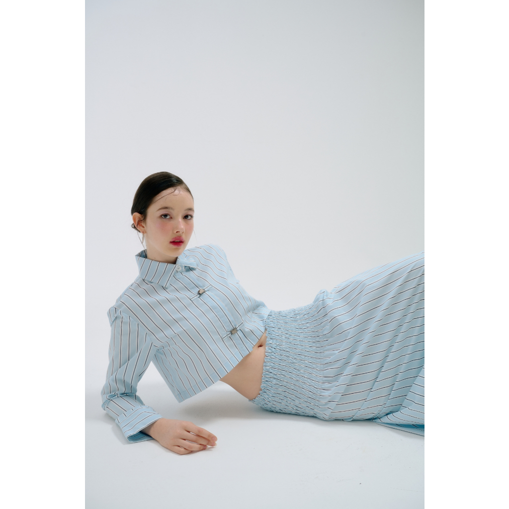 DEARDARLING QUINN CROP SHIRT เสื้อเชิ้ตแขนยาว ผ้าคอตตอนแท้นำเข้า