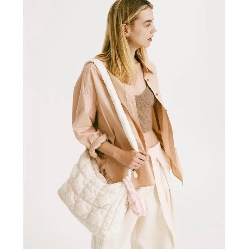 💫 สินค้าพร้อมส่งในไทย❣️ ✨Carlyn Lane bag