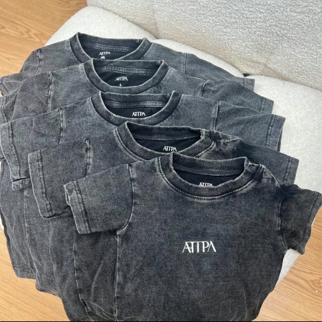 Atipashop - BABY FADE T-SHIRT เสื้อยืดเด็ก สีฟอกเฟด ปักโลโก้ Atipa