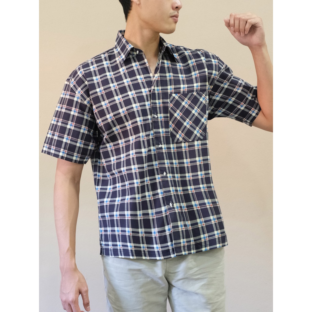 เสื้อเชิ๊ตลายสก๊อต แขนสั้น ผ้าหนาอยู่ทรง สินค้าใหม่มือ1 ราคาส่ง