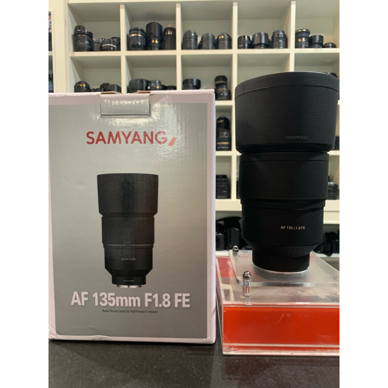 Samyang AF 135mm  F1.8 FE- Sony ครบกล่อง