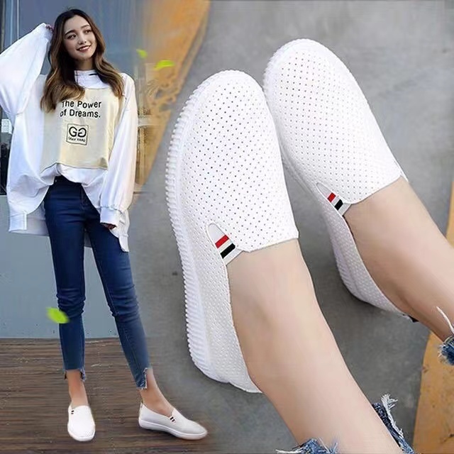 New รองเท้าผ้าใบผู้หญิง รองเท้าลำลอง ทรงสวย ดีไซน์น่ารัก สินค้าตรงปก .A0129