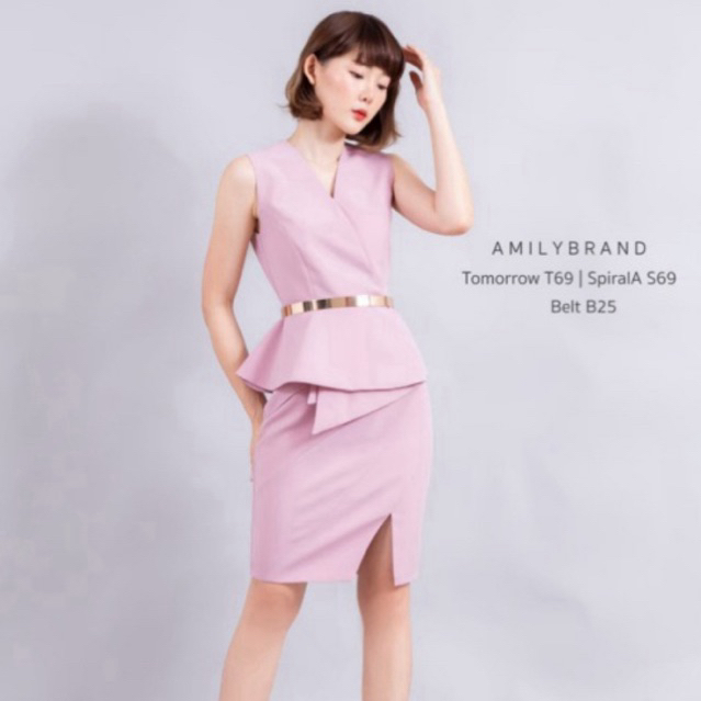 AmilyBrand เสื้อแขนกุด Tomorrow