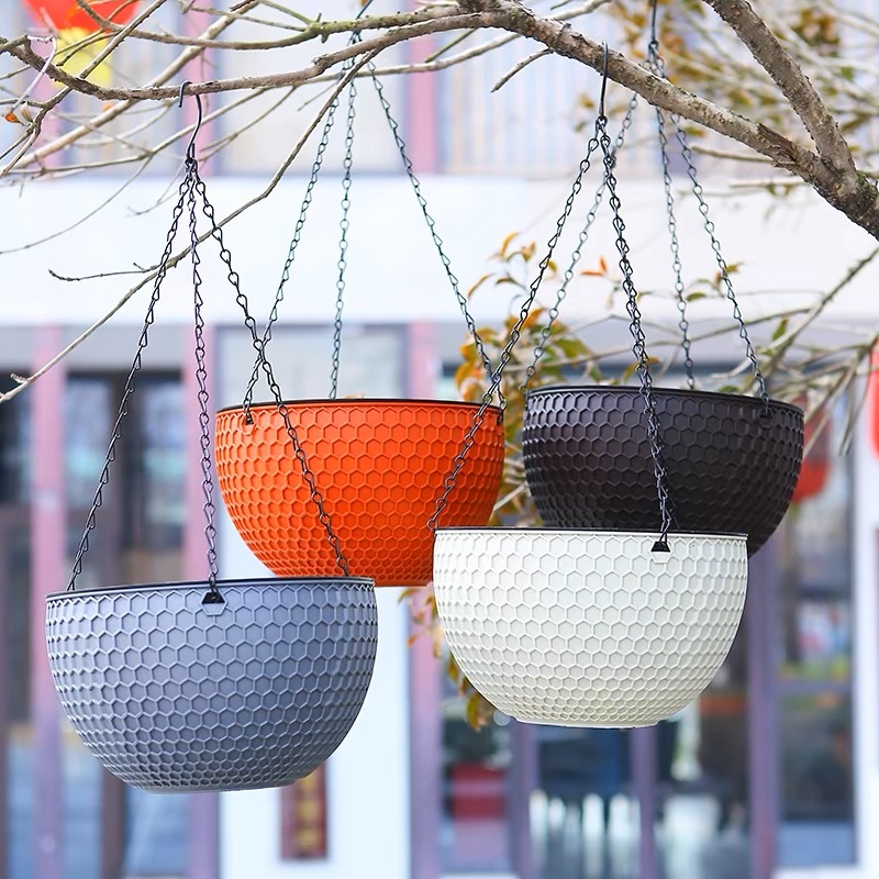 กระถางพลาสติกแขวน กระถางแขวน พร้อมโซ่ มีถาดรองและรูระบายน้ำ เนื้อหวาย สําหรับตกแต่งสวน ระเบียง