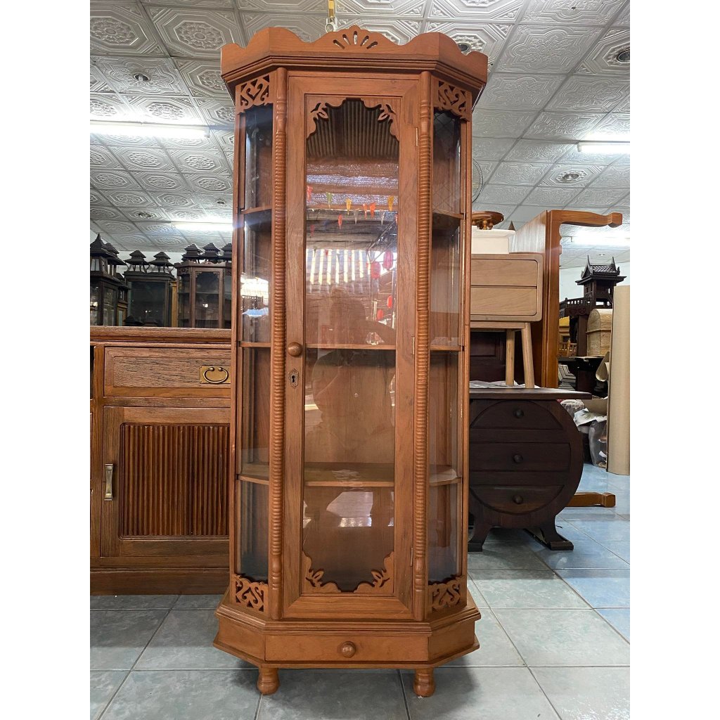 (ประกอบแล้ว) ตู้โชว์ไม้สัก สูง 140 cm. สีเนื้อไม้สัก กว้าง 60 x ลึก 30 cm. 4 ชั้น ตู้ 5 เหลี่ยม ร้านส่งเอง มีประกัน