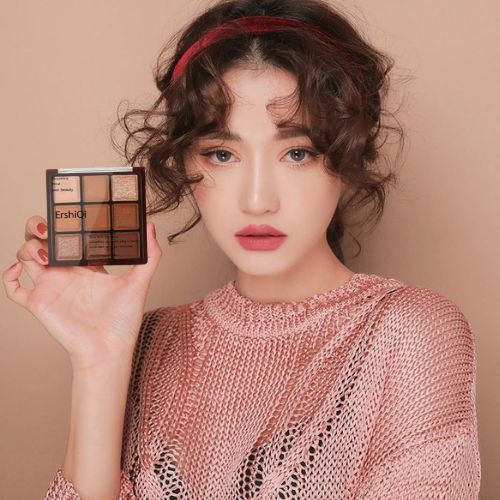 อายแชโดว์ทาตา 9 สี Ershiqi เนื้อดินน้ำมัน แมท ประกายชิมเมอร์ โทนสีน้ำตาลนู้ด กันน้ำ กันเหงื่อ ติดทน