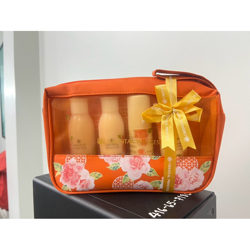 ชุดเซทเดินทาง พร้อมกระเป๋า Oriental Princess Travel Set