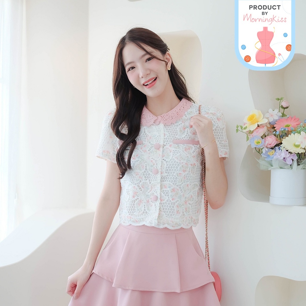 02-323 เสื้อผ้าลูกไม้โทนสีขาวลายดอก Liza Lace Sweet Blouse - 6 ไซส์