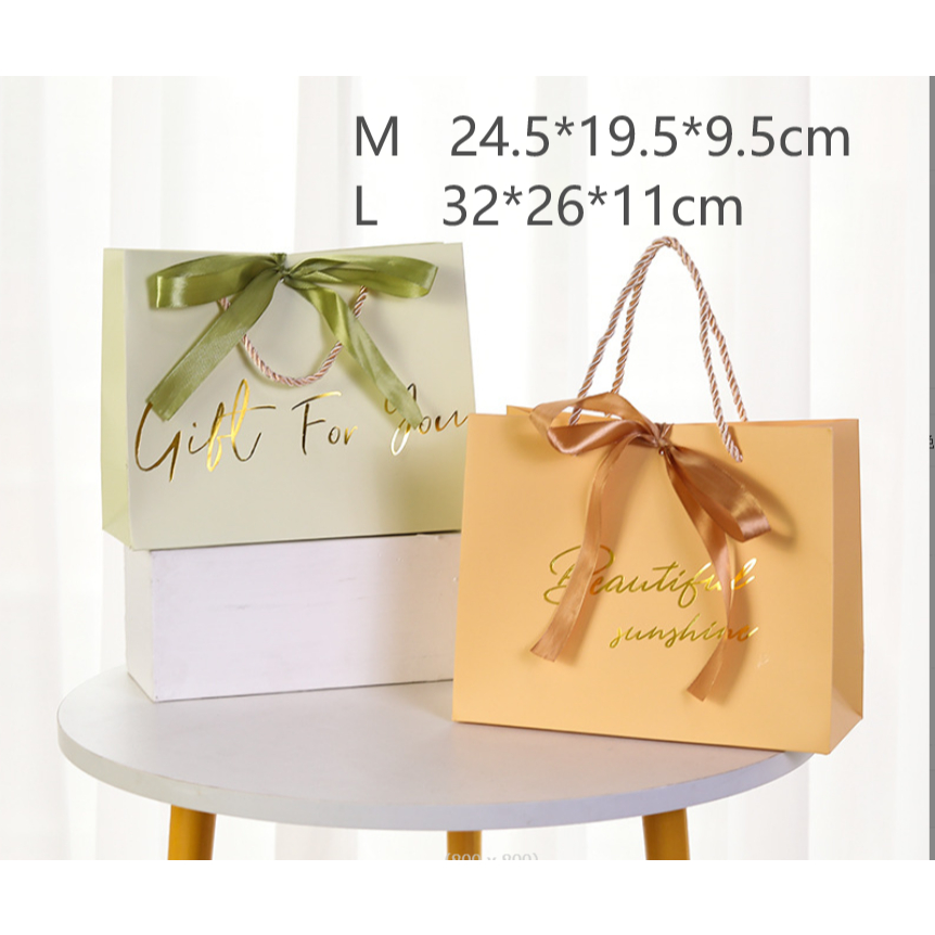 BAG ถุง ถุงกระดาษ หลากสี พร้อมโบว์ผูกตามสี ใส่ของขวัญ เทศกาลต่างๆ