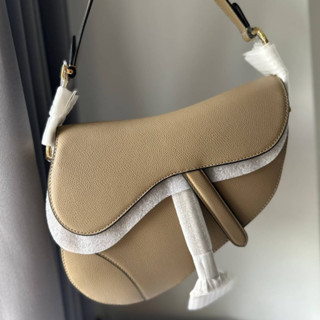 กระเป๋าสะพาย#dior SADDLE BAG  SIZE : 25.5*6.5*20CM  ใบนี้เชียร์สุดใจเนะนำเลย