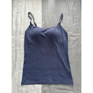 Bra Top Uniqlo AIRism บราท็อป เสื้อสายเดี่ยวเสริมบรา สายปรับได้ สีกรม ไซส์ M