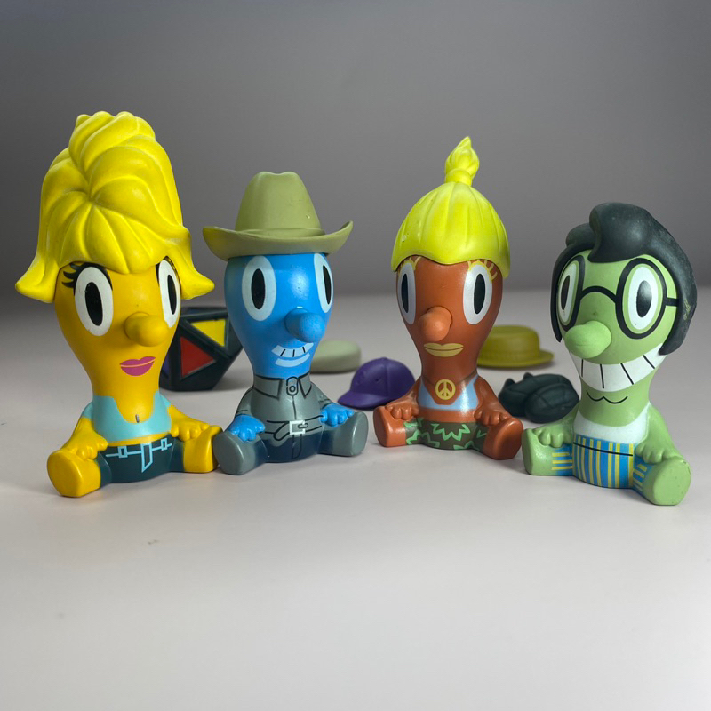 Game board : The Cranium Game (4 character + hat) :  Hasbro