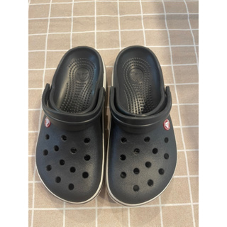 รองเท้าลำลองcrocs มือ2