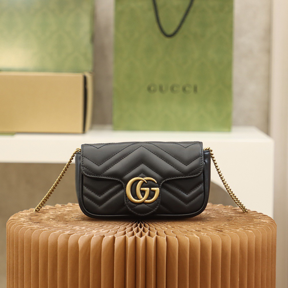 shopeeถูกที่สุด💯ถุงของแท้ Gucci กระเป๋า GG MARMONT MATELASSÉ LEATHER SUPER MINI BAG สีดำ
