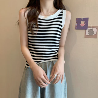 ส่งทันที Cici(NO. 25053)เสื้อกล้ามไหมพรมลายทาง/สีพื้นคอกลม ทรงเบสิคน่ารักแมทซ์ง่าย