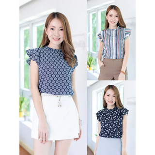 Narinari : MT2711 Ruff Collar Frill Sleeve Blouse เสื้อแขนกุดแต่งระบายแขน