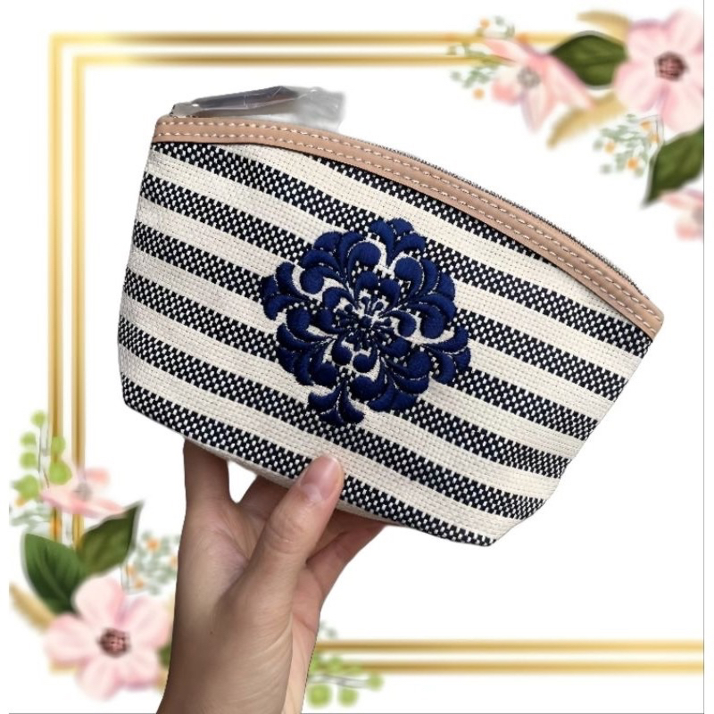 Estée Lauder Cosmetics Bag ผ้าแคนวาสตกแต่งลายดอกไม้ ครีมสลับน้ำเงิน ขนาดกำลังดี