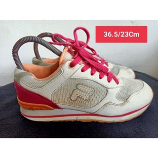 Fila Size 36.5 ยาว 23 Cm  รองเท้ามือสอง  ผู้หญิง เท้าเล็ก   แฟชั่น ลำลอง ทำงาน