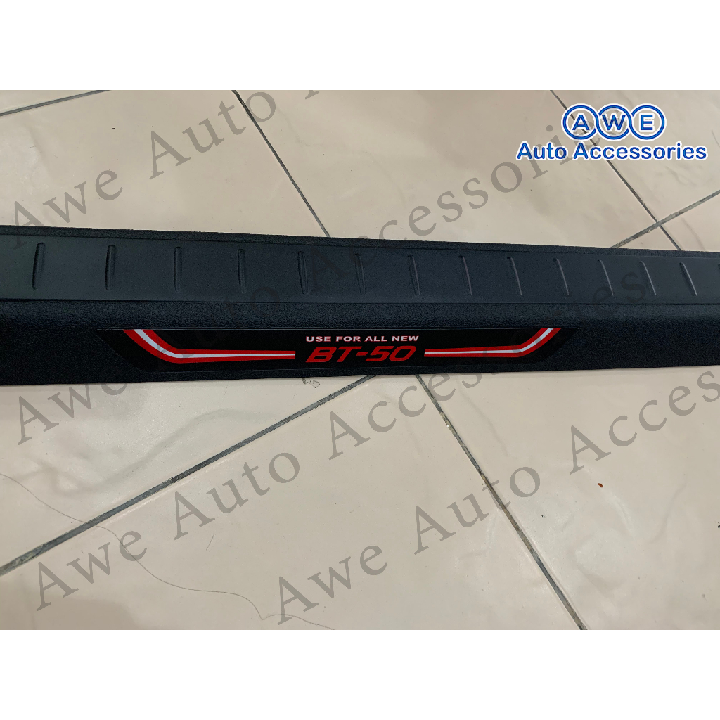 กันรอยขอบกระบะท้าย Mazda BT-50 2021 ดำด้าน โลโก้ BT-50