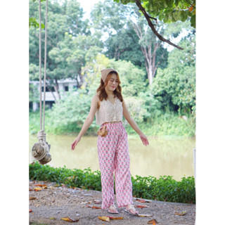 กางเกงขากระบอก ที่ทุกคนถามหา ทำมาให้แล้วน๊าา หยิบมาใส่กับเสื้อตัวไหนก็เริสเว่อร์
