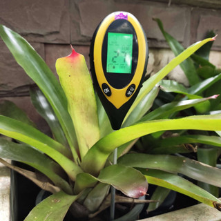 4in1 เครื่องวัดค่าดิน Soil PH meter ความชื้น อุณหภูมิ แสง เครื่องวัดดิน ระบบดิจิตอล Soil Survey Instrument