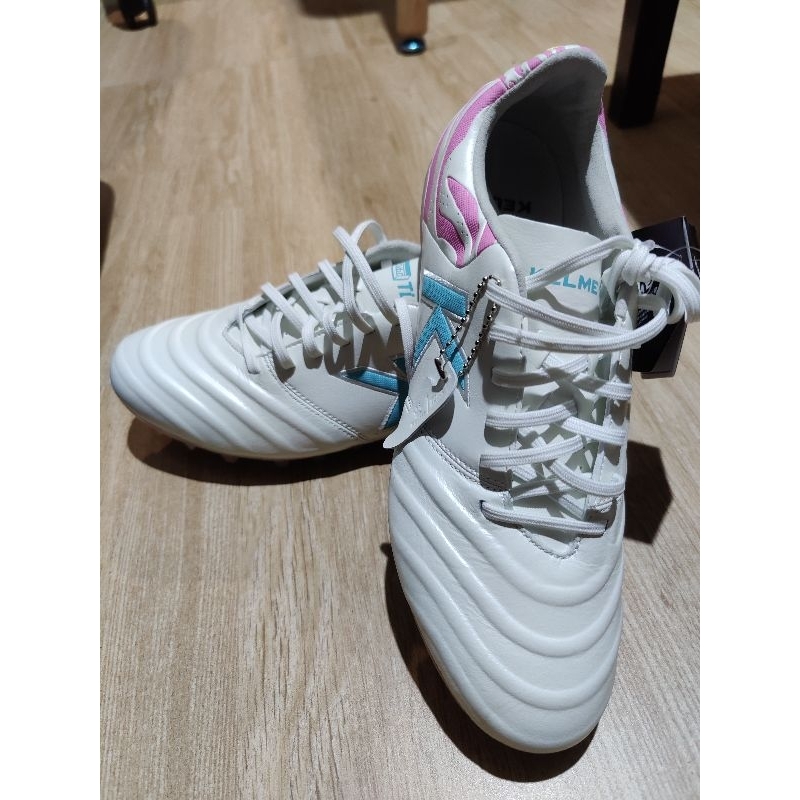 รองเท้าฟุตบอลหนังจิงโจ้แท้ kelme ปุ่ม ag  ไซส์ 275