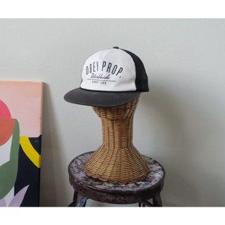 หมวก Obey Trucker Cap สีดำ/ขาว มือสอง ของแท้