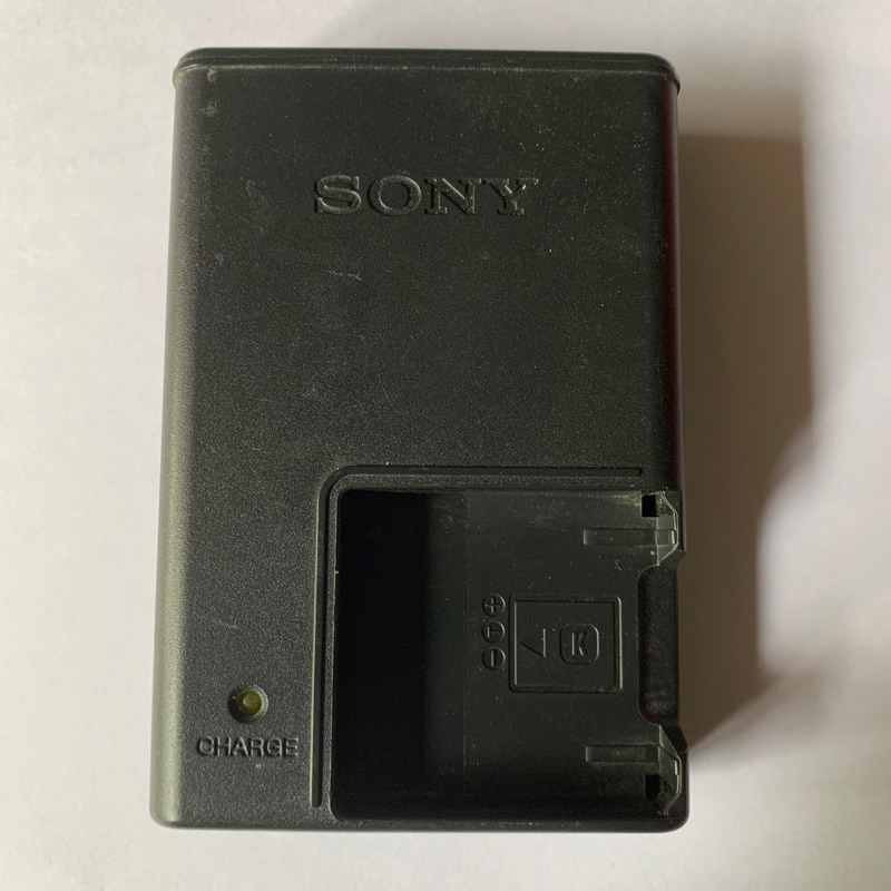 Used Original Sony Battery Charger BC-CSKA สำหรับ Sony NP-BK1 MHS-PM1 BCCSKA NP-BK1 BC-CSK ที่ชาร์จแบตเตอรี่กล้อง มือสอง