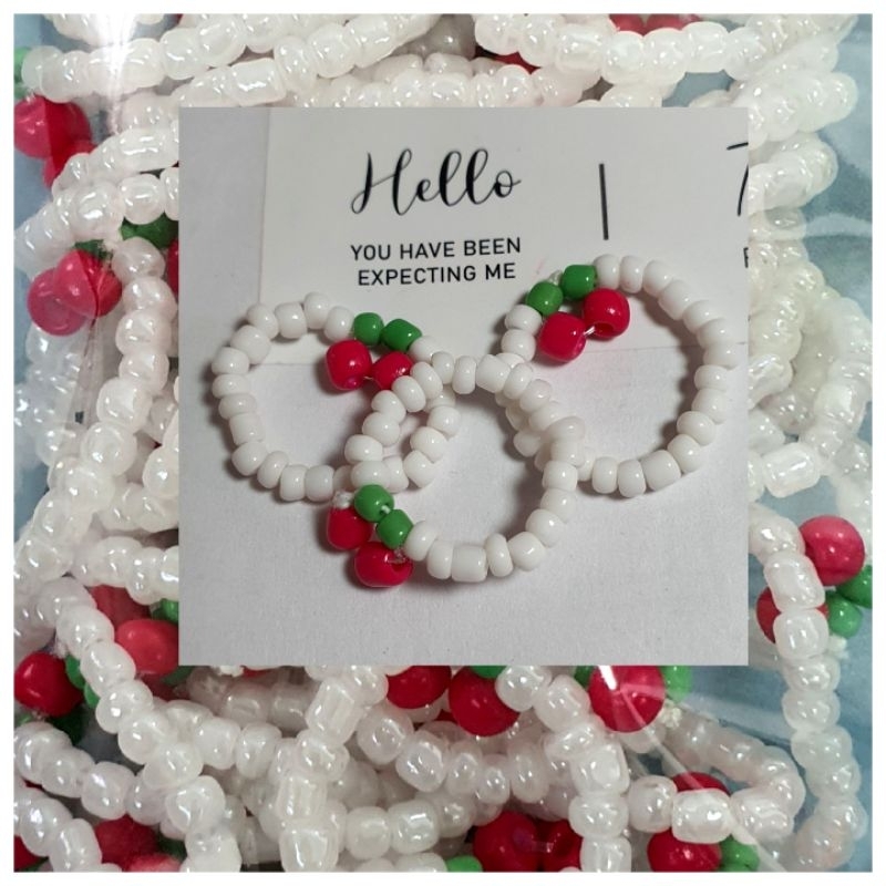 แหวนลูกปัดลายเชอรี่..น่ารักสุดๆ จน. 5 วง