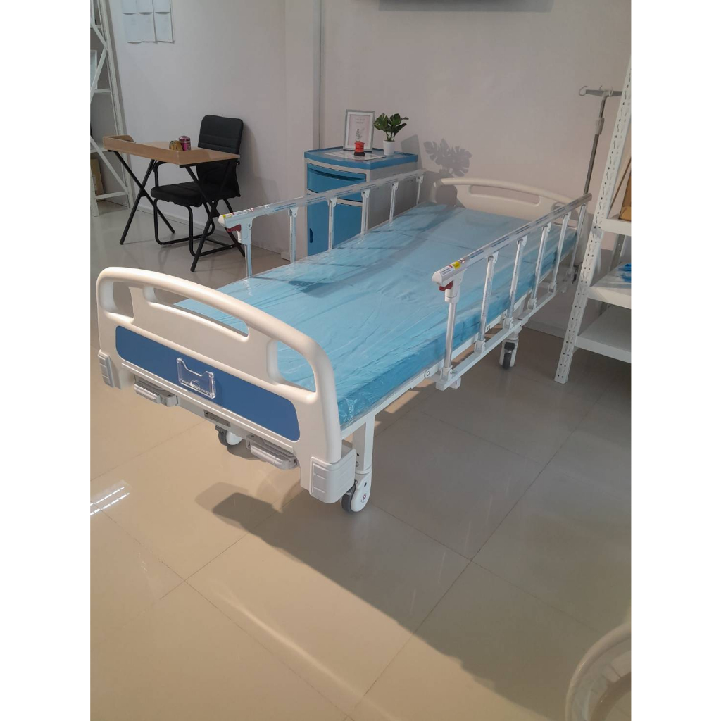 เตียงผู้ป่วย แบบ 2 ไกรมือหมุน