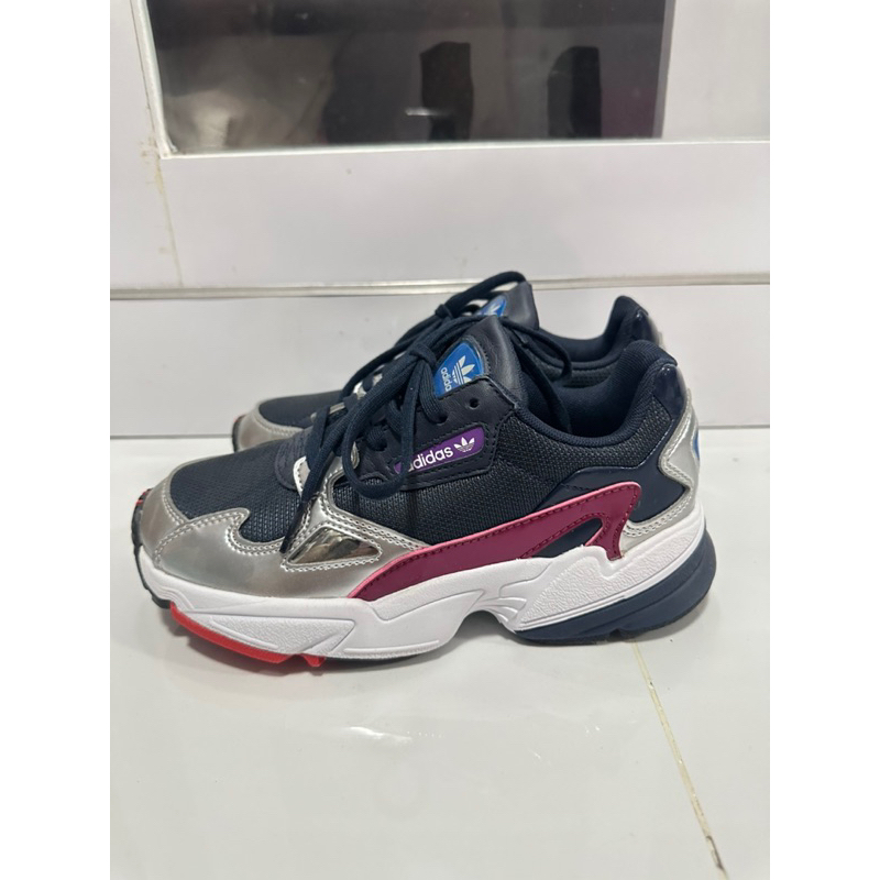 Adidas original falcon ของแท้