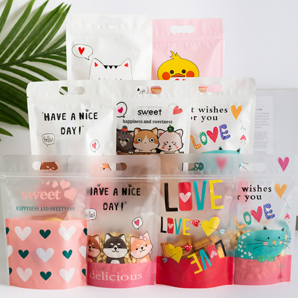 Bakery D'VER ❤️ ถุงซิป ลายการ์ตูน Happy Birthday ขนาด 15.5x23cm แพคละ 48-50ใบ ถุงซิปหูหิ้ว