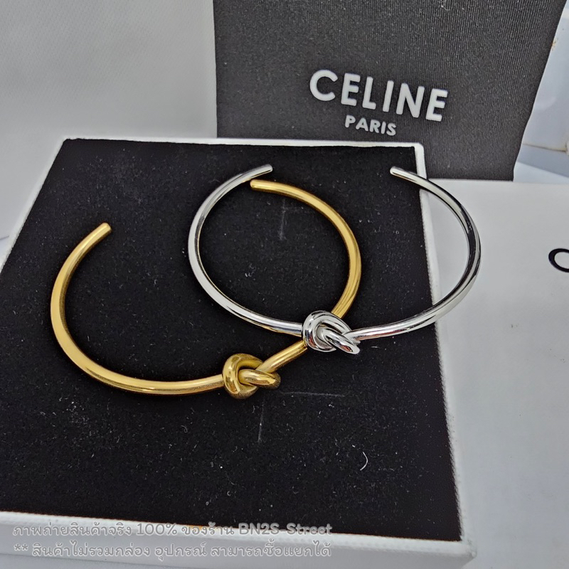 กำไลซีลีน CL Knot extra-thin bracelet in brass  กำไลข้อมือซีลีน ผูกปม งานสวยเงามาก ขนาดฟรีไซส์ ปรับได้เองตามความสะดวก