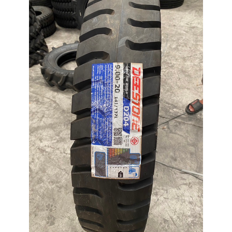 DEESTONE D204 9.00-20 ยางรถบรรทุก(หลัง)