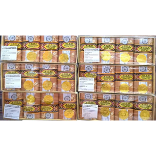 สบู่แก่นจันทร์ ของแท้ ยกแพค 4ก้อน ก้อน125กรัม Sandal Wood Soap Bee & Flower Brand