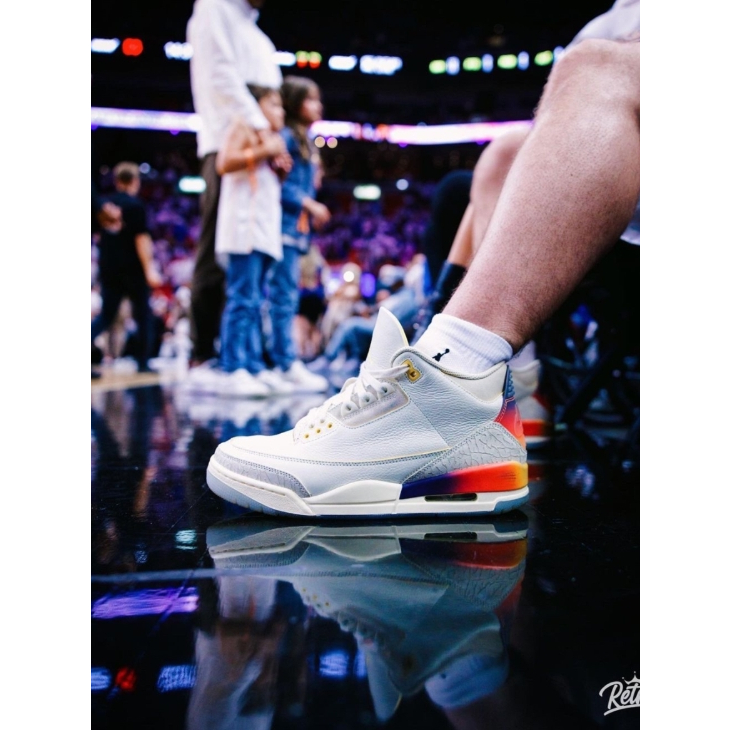 Nike J Bavin x Air Jordan 3 Retro SP ขาวน้ำเงินแดง ของแท้ 100 % รองเท้าผ้าใบ