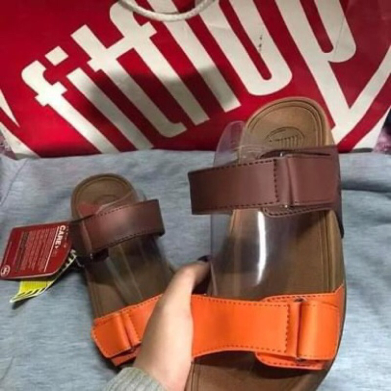 รองเท้า ฟิบฟอบ  fitflop สวมหนังเข็มขัด size 36 37 38 39 40 รุ่นหนังปรับสายได้