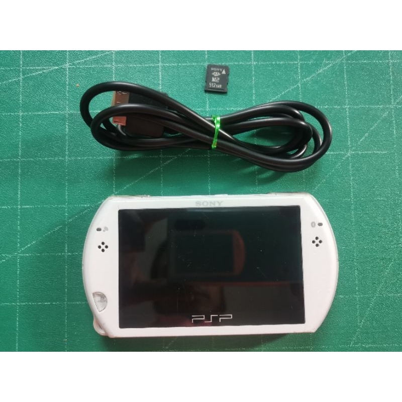 เครื่อง​เกม​ PSP​ Go เครื่อง​ US แปลงแล้ว​ สภาพเน้นเล่น​ ครับ🧎🏽‍♂️