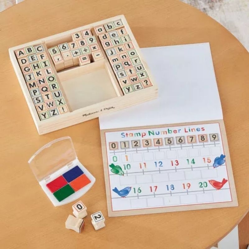 Melissa&Doug - ชุดแสตมป์พร้อมหมึก Non-toxic Deluxe Stamp Set หมึกล้างออกได้ จำนวน 30 อัน (ตรายางเด็ก) - 30118