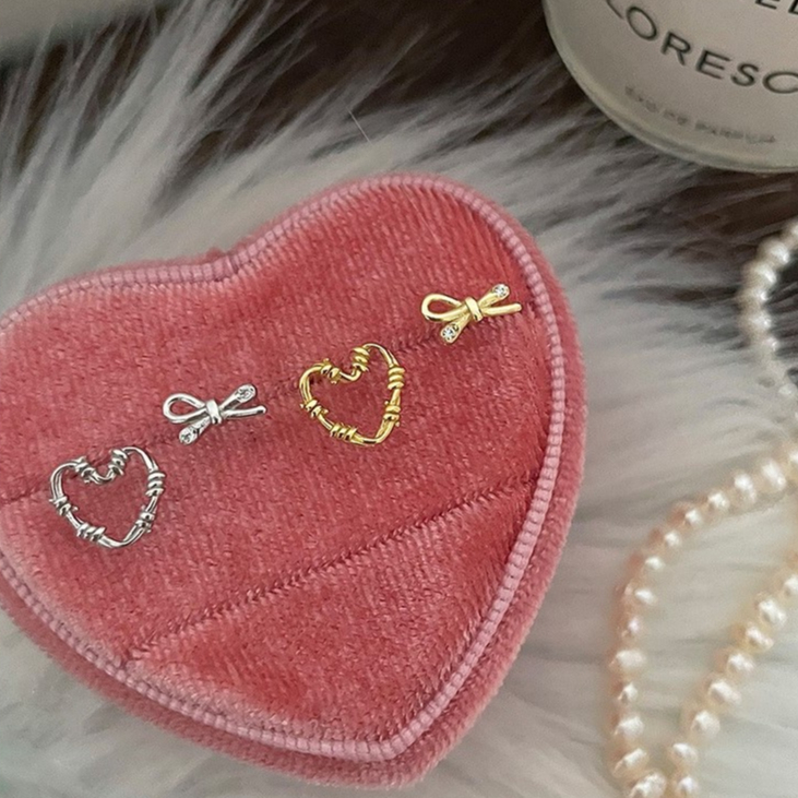 Suwann.na [ราคาต่อเซต] ต่างหู ต่างหูเงินแท้ เซตหัวใจโบว์ สีเงิน, ทอง