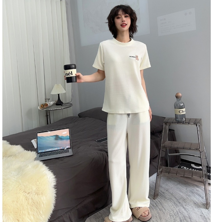 🐻MKL🐻 เสื้อยืดแขนสั้น+กางเกงขายาว ลายปักรูปหมี ผ้าใส่สบายยืดได้เยอะ 6009