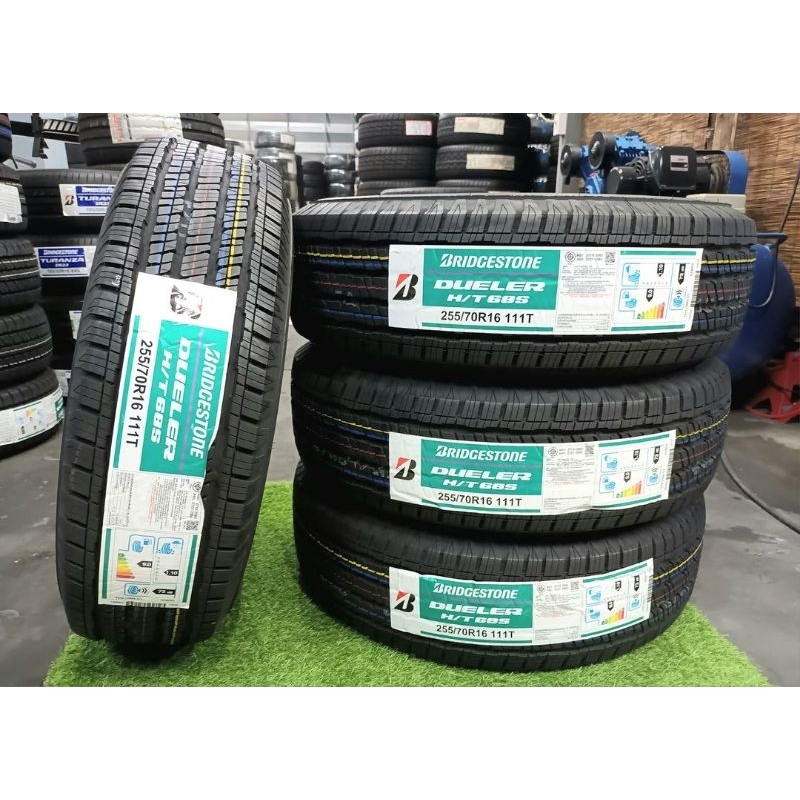 ยางใหม่ค้างปี 255/70R16 Bridgestone Dueler HT 685 ผลิตปลายปี 2021 ประกันบวม 2ปี พร้อมจุ๊บลม 4 ตัว จั