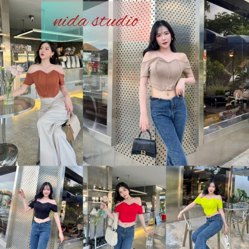 เสื้อเปิดไหล่ The Rika corset