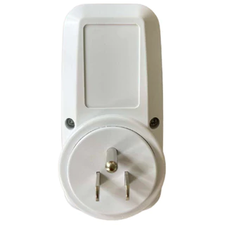 อุปกรณ์กันไฟตก ไฟเกิน ไฟกระชาก ปลั๊กตู้เย็น ปลั๊กตู้แช่ Voltage Protector Surge Protector
