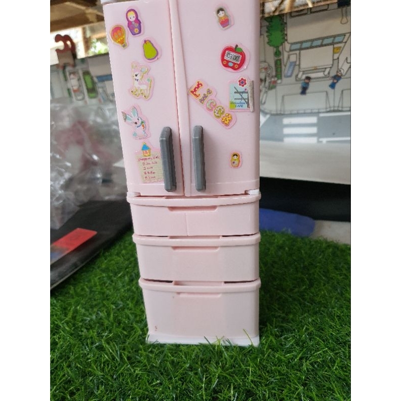 ของเล่นตู้เย็นริกะ สภาพสวย ไม่มีกล่องมีขนมตามภาพ สินค้าตู้ญี่ปุ่นมือสอง