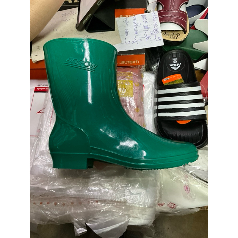 (ส่งฟรี)รองเท้าบูทยาง สีขาว ดำ น้ำเงิน เขียว สูง8.5-9.5นิ้ว Arrow A3000 บูทโรงงาน บูทแอโร