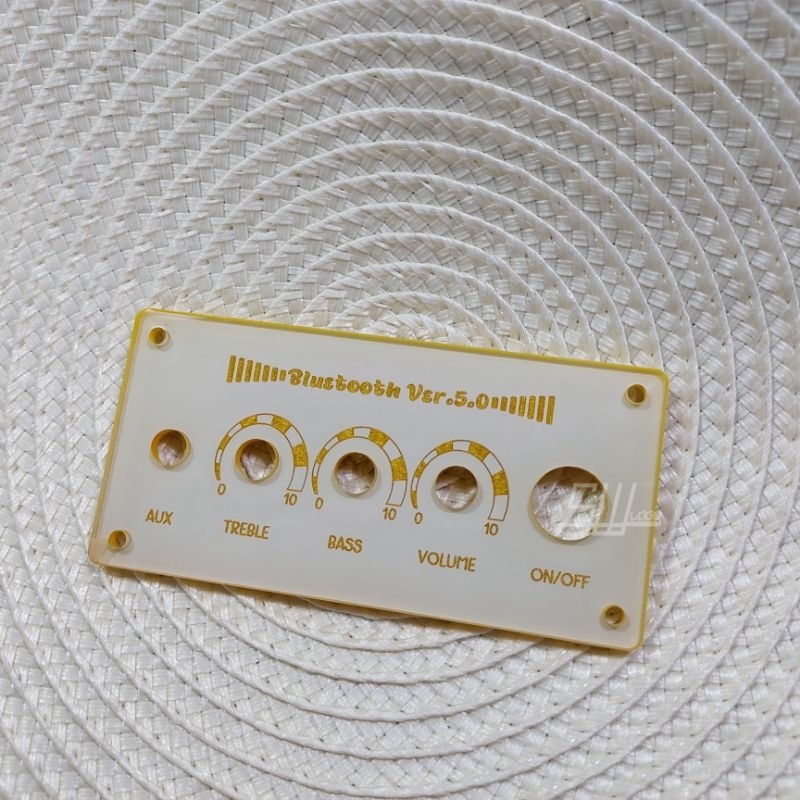แผ่นเพลท สำหรับแอมป์รุ่น ZK-502MT ขนาด4.7*9.6ซม.แบบไม่ย้ายวอ เพลทแอมป์แต่งตู้DIY.ใส่ชื่อหรือข้อความได้(กดสั่งแบบใส่ชื่อ)